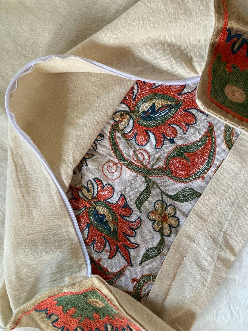 スザニ シルク刺繍 クッションカバー ウズベキスタン製 41×41cm