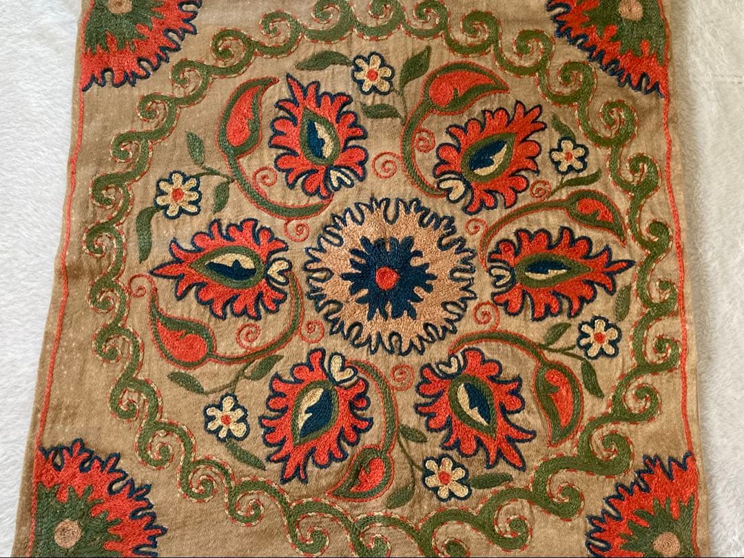 スザニ シルク刺繍 クッションカバー ウズベキスタン製 41×41cm