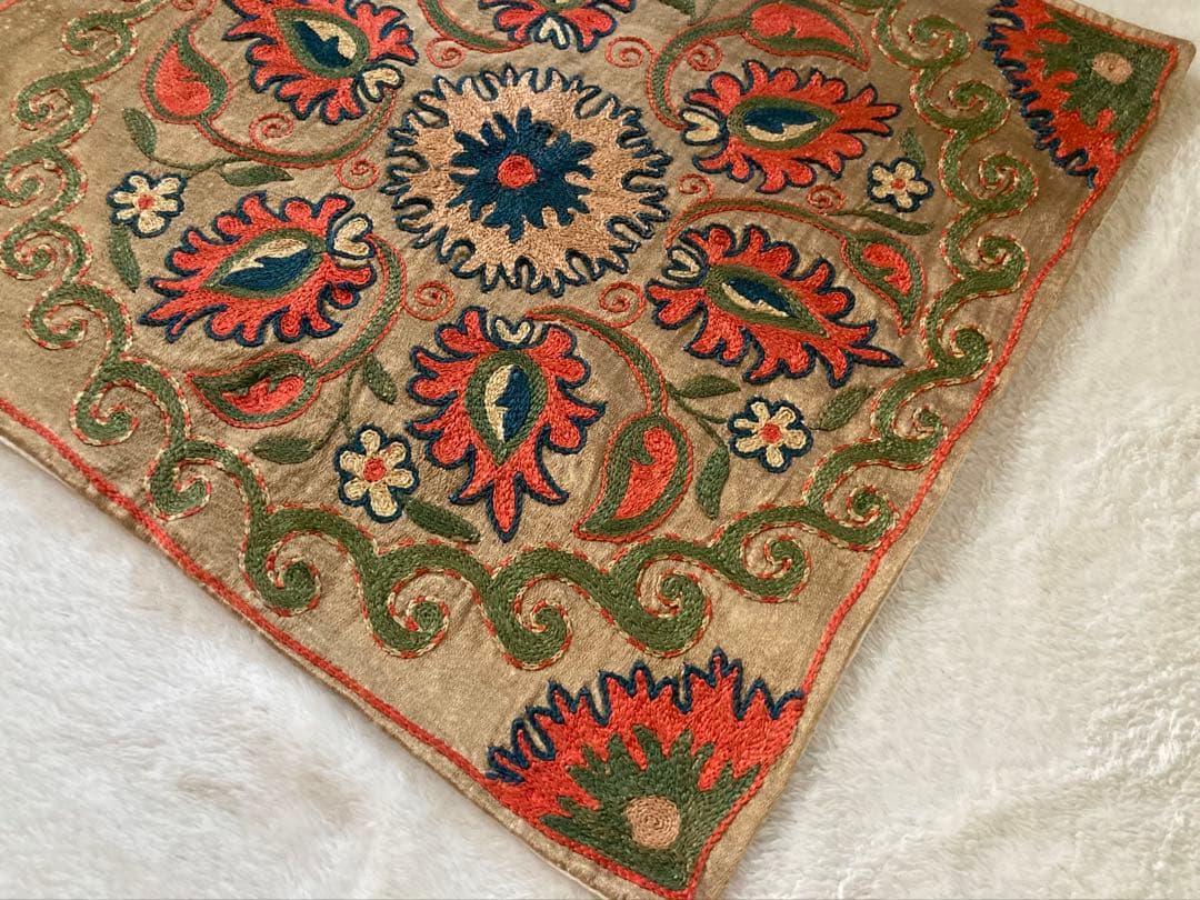 スザニ シルク刺繍 クッションカバー ウズベキスタン製 41×41cm