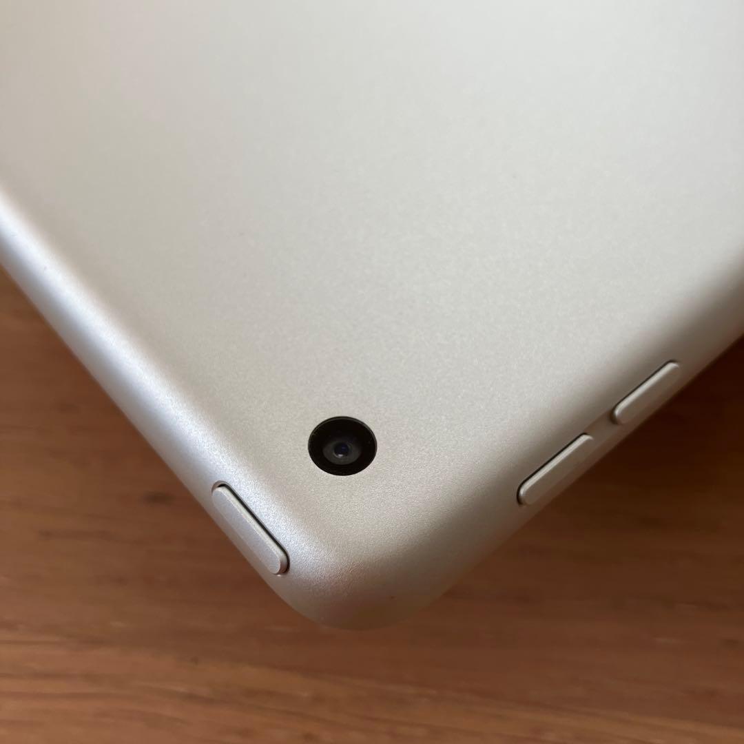 Apple iPad (第8世代) 32GB シルバー A2270