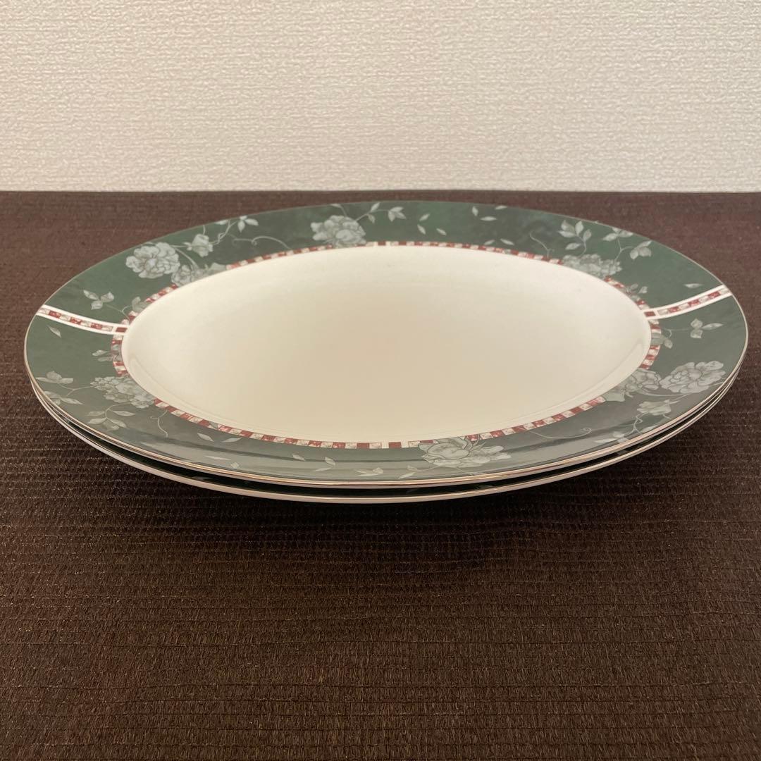 ウェッジウッド　マンハッタン　オーバルプレート　ディナープレート
