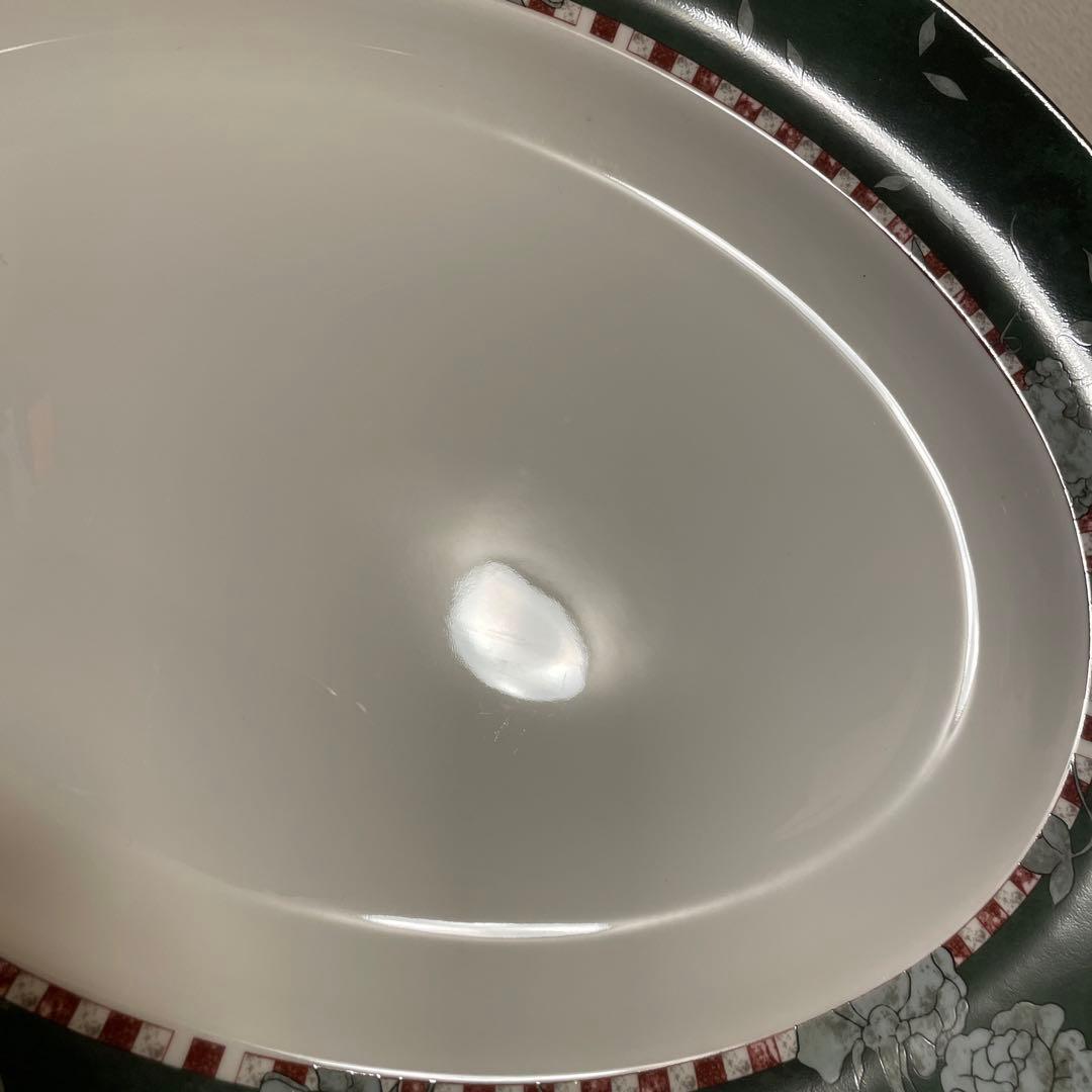 ウェッジウッド　マンハッタン　オーバルプレート　ディナープレート