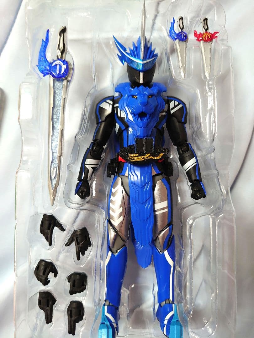 ヒ*ヨ様 S.H.Figuarts 仮面ライダー セイバー 他 4体セット