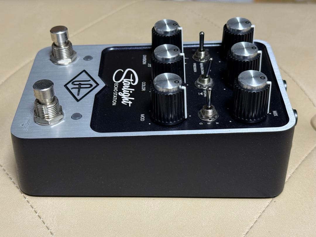 UAFX Starlight Echo Station ギターエフェクター