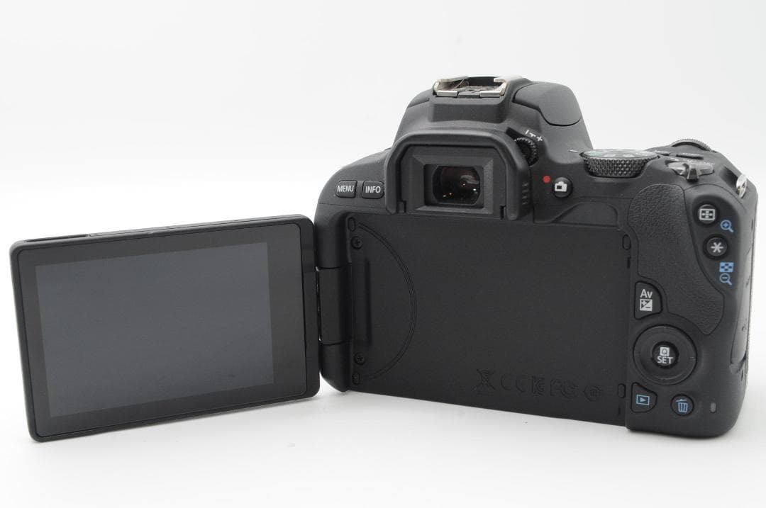 ●ほぼ新品⑤●新生活応援SALE● Canon EOS Kiss x9 ダブル