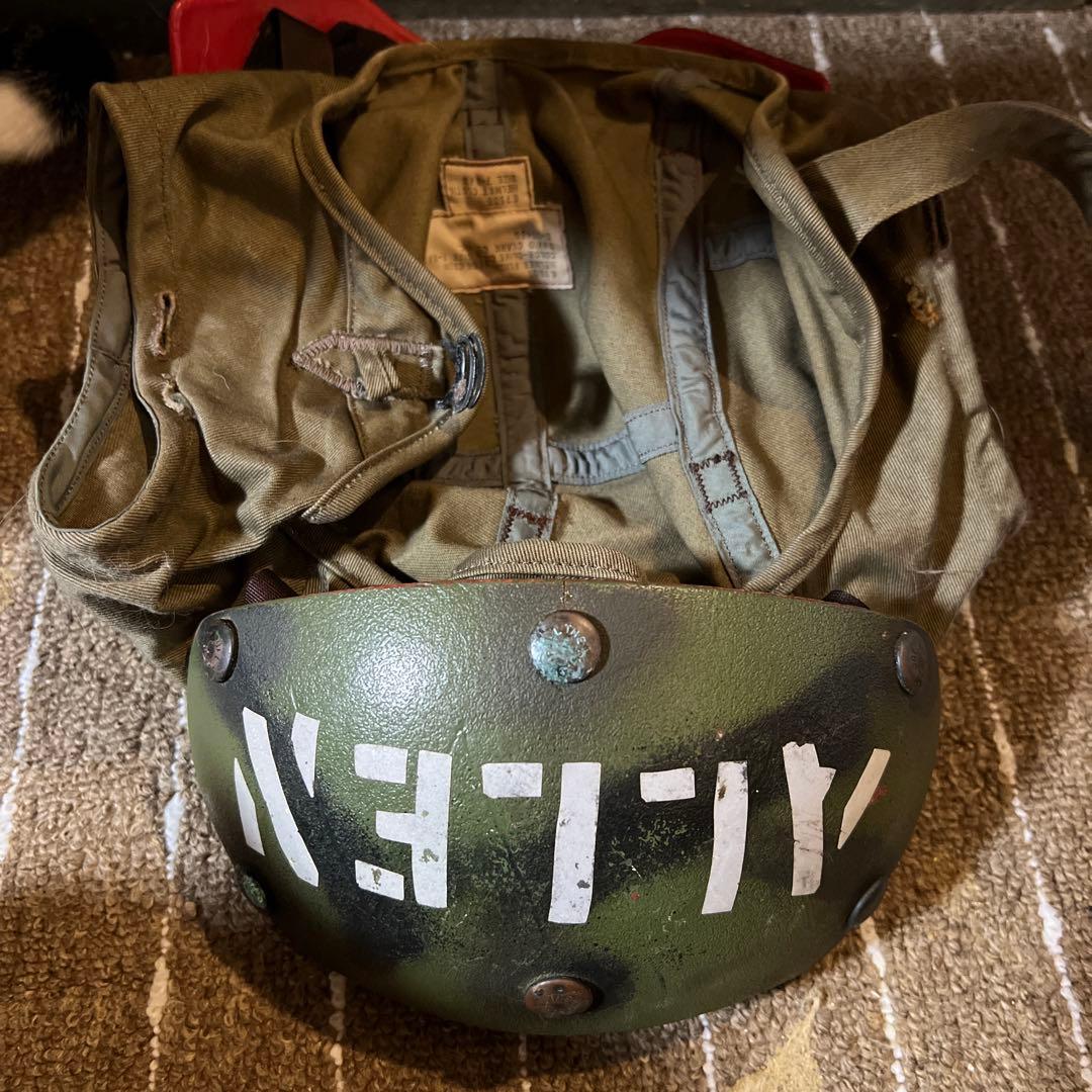 米軍放出品　実物　デッキクルー　ヘルメット