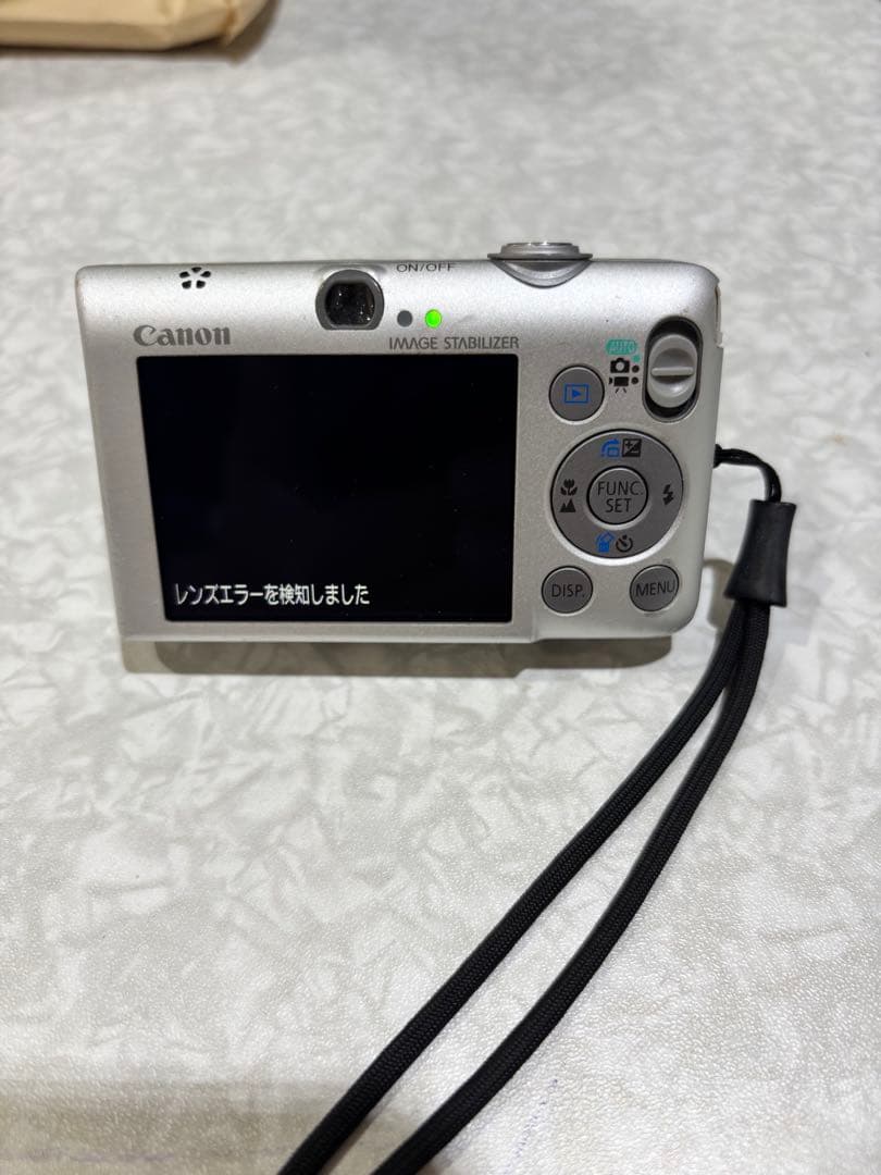 Canon IXY DIGITAL 110 IS 本体と充電器【レンズエラー】