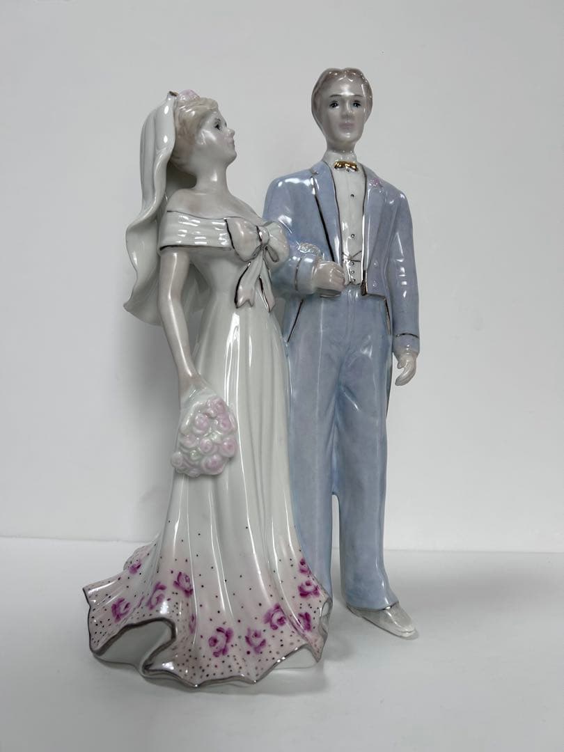 新郎新婦 陶器フィギュア 置物