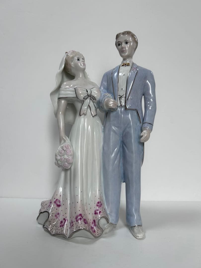 新郎新婦 陶器フィギュア 置物