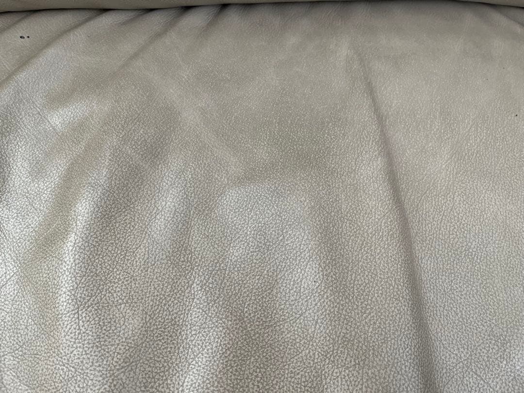 ニトリの本革ソファL形