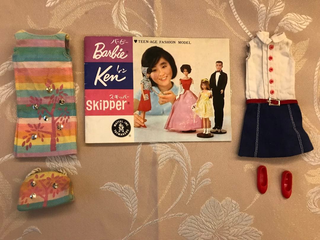 希少　初代スキッパー人形の服と鞄と靴　2組セットとカタログコピー付き