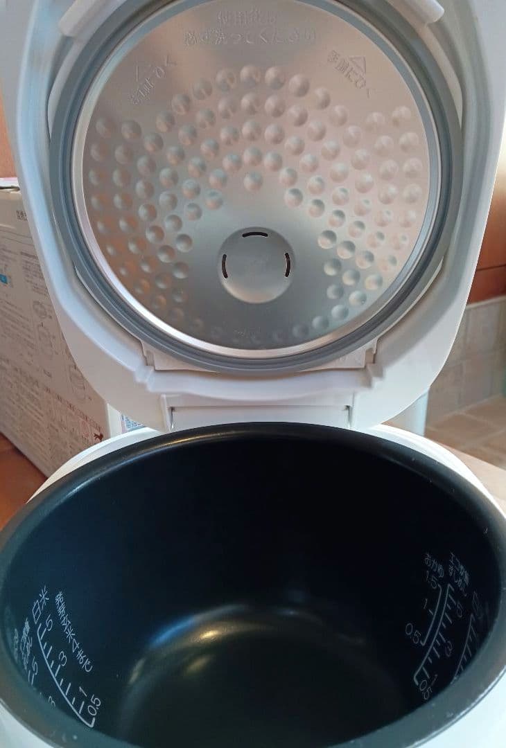 【美品!】象印 IH炊飯ジャー5.5合 NP-XB10 IH炊飯器