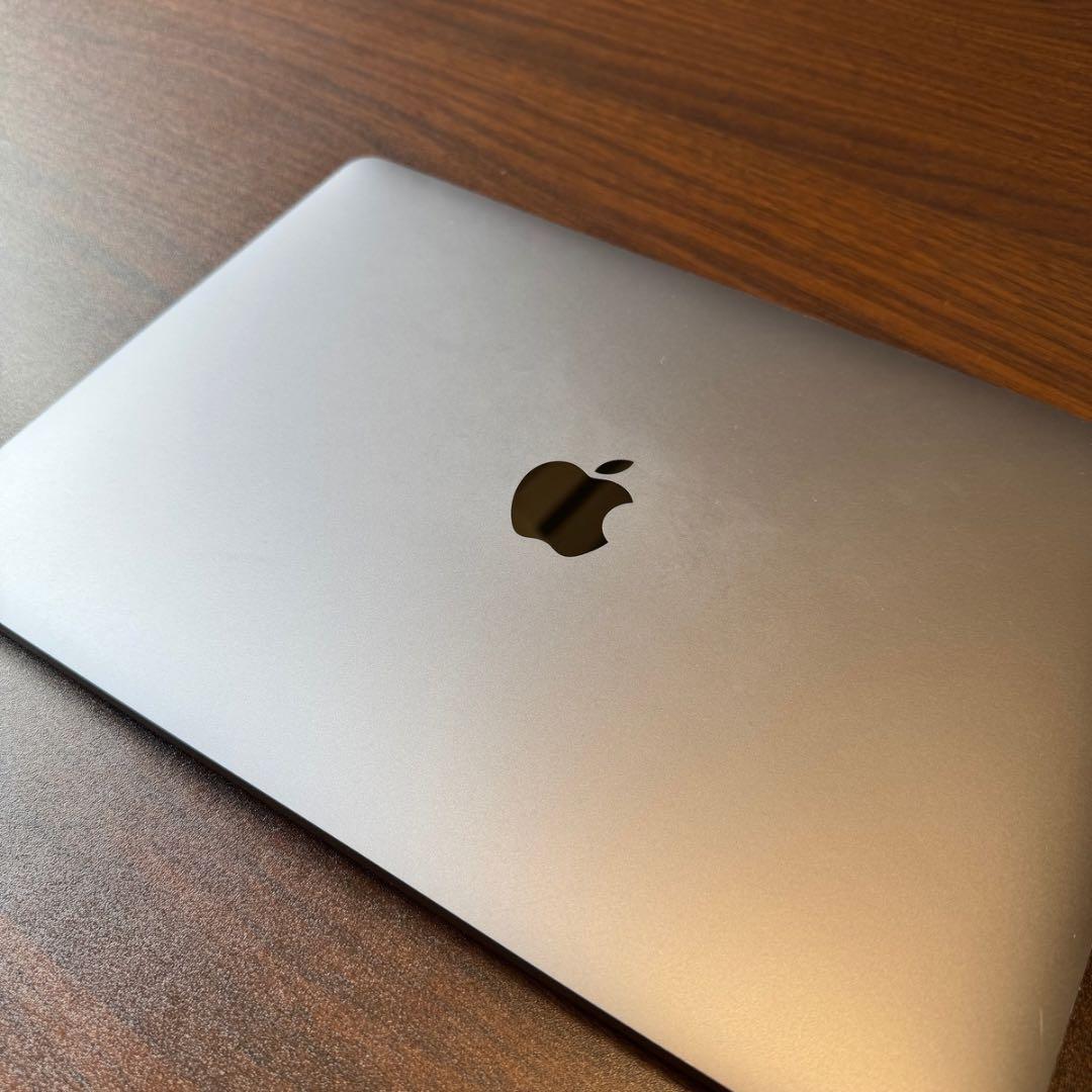 MacBook Air (M1, 2020) 8GB/256GB スペースグレー
