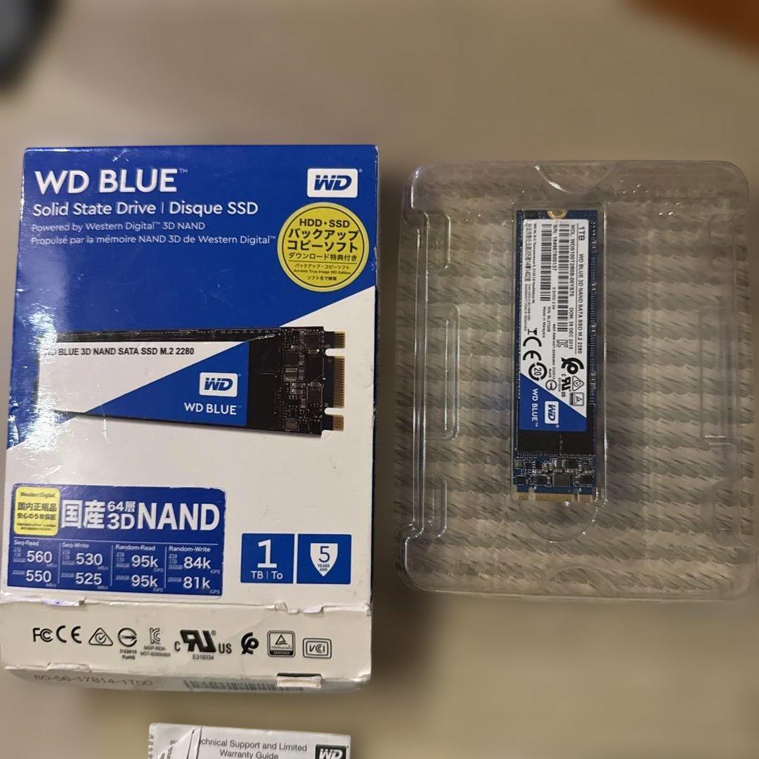 ＷＤBLUE SSD 1TB ケース付き