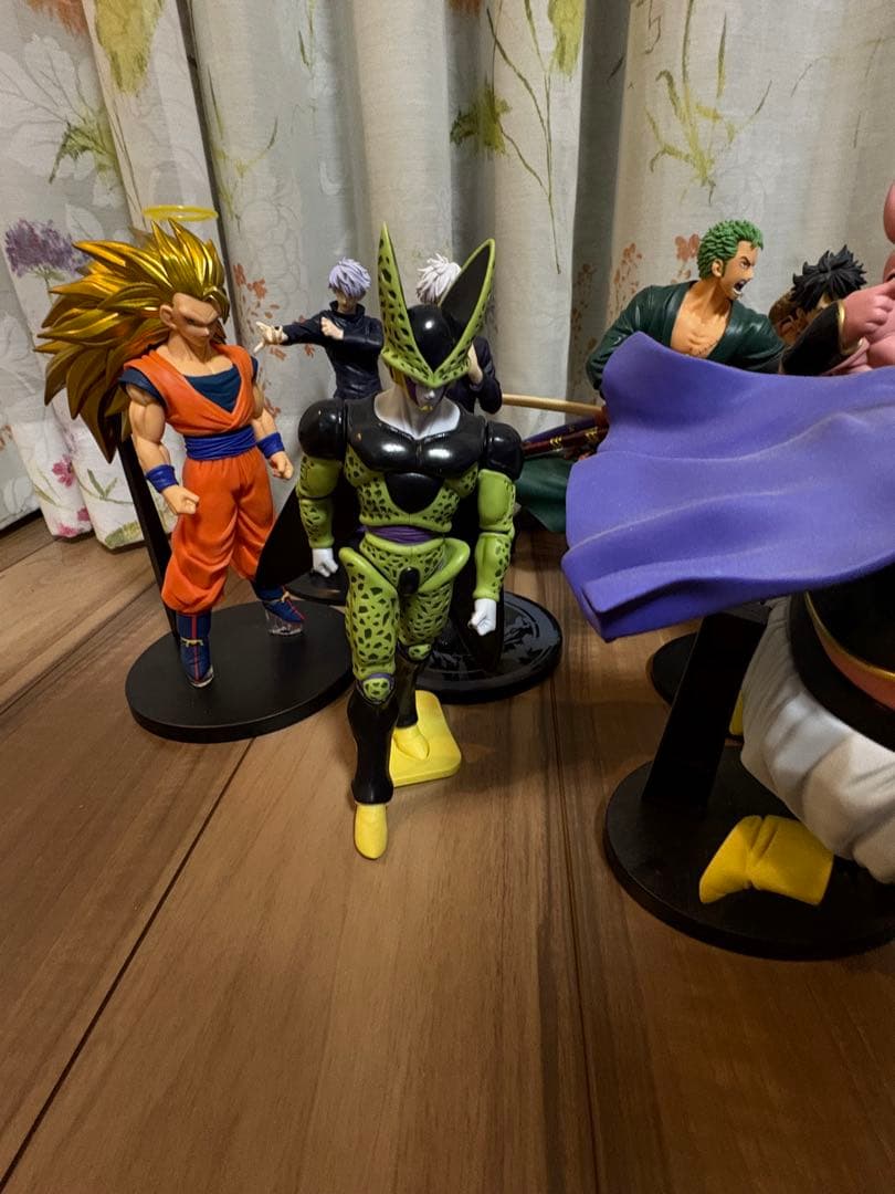 プライズ　フィギュア　18点　まとめ　ドラゴンボール　呪術廻戦　ワンピース