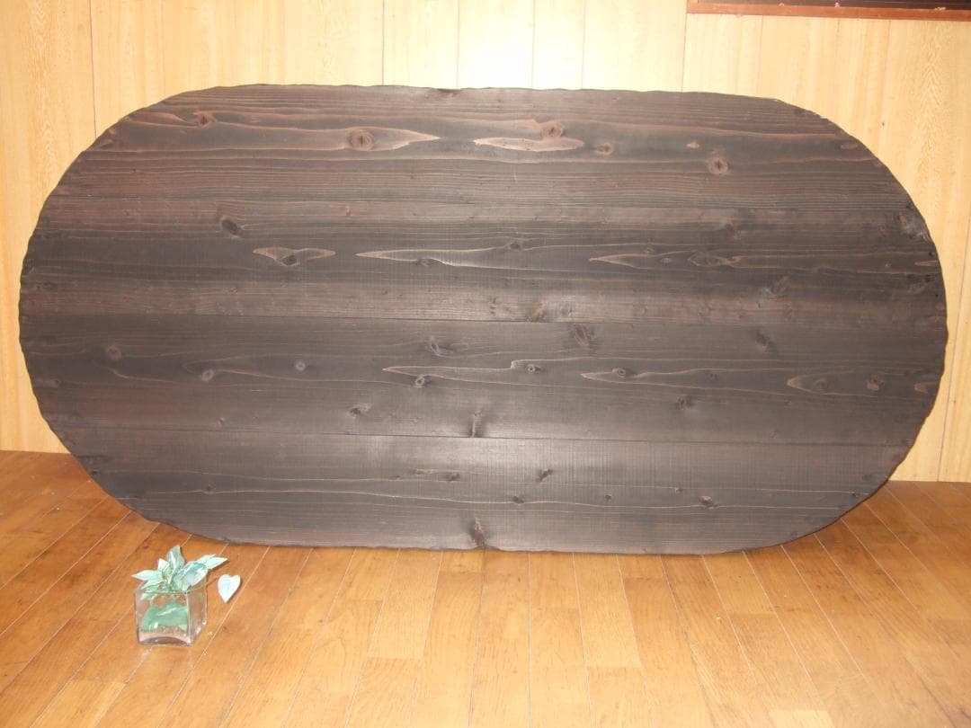こだわり製作創りたて！大型でモダンな円卓テーブル・丸テーブル