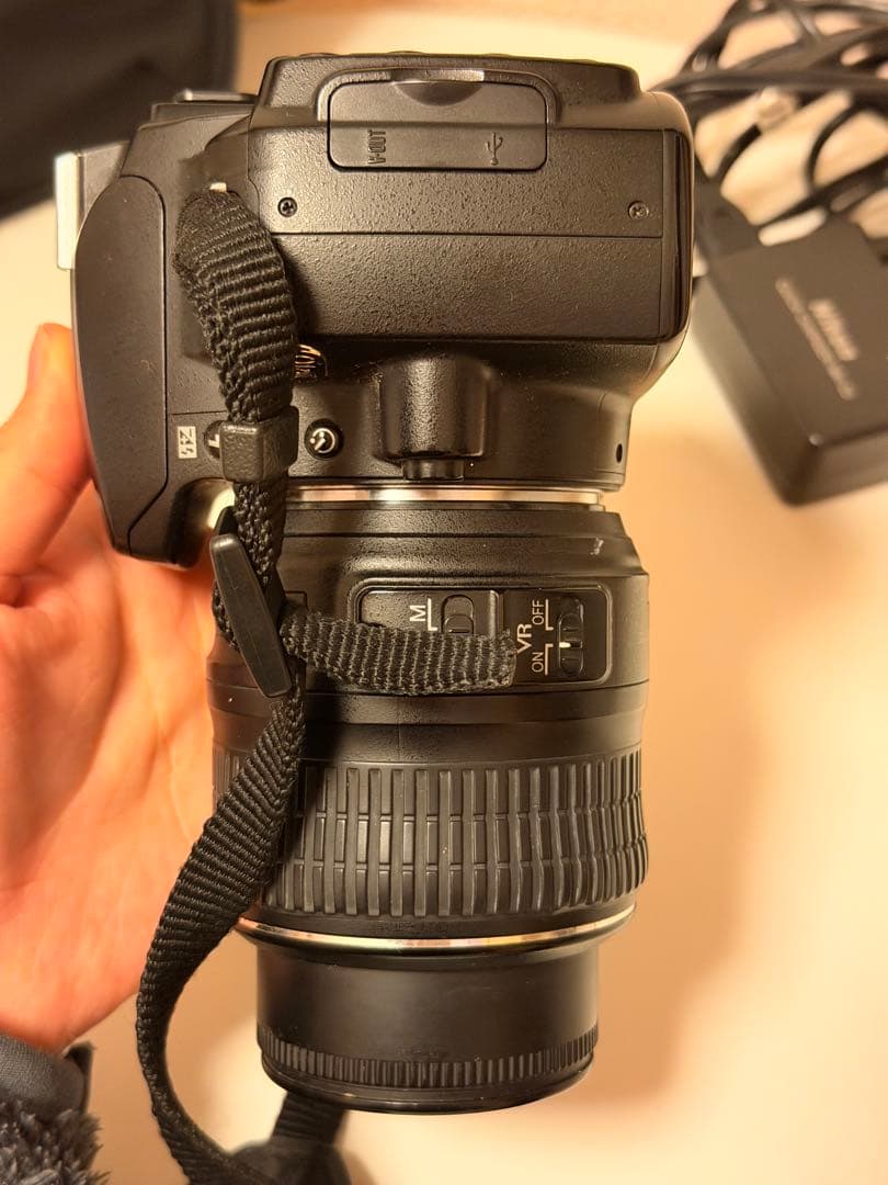 Nikon D40 デジタル一眼レフカメラ ニッコールDX 18-55mm