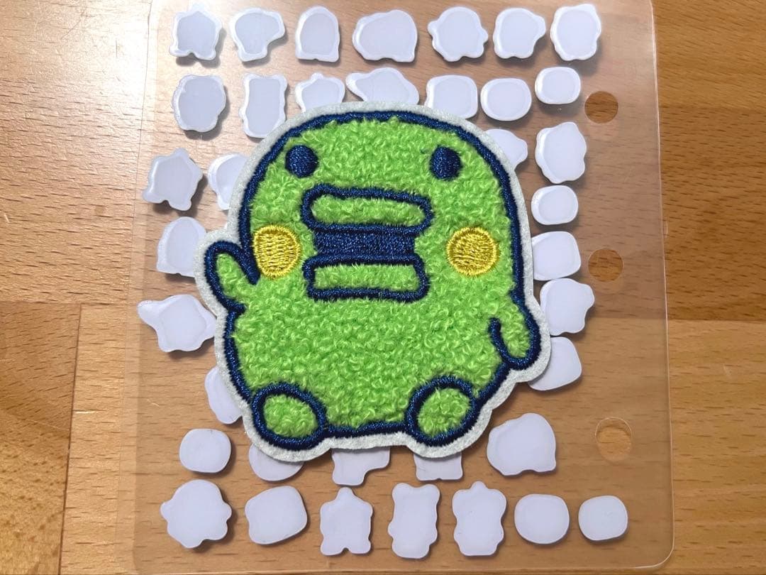 シール帳 完成品 たまごっち多め キーホルダー付き