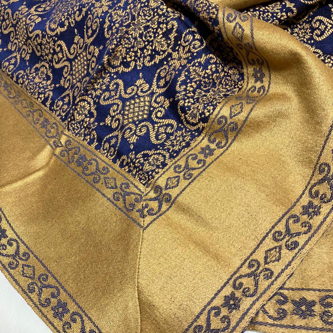 未使用品　bassettiテーブルクロス　ヴィンテージ　イタリア　ミラノで購入