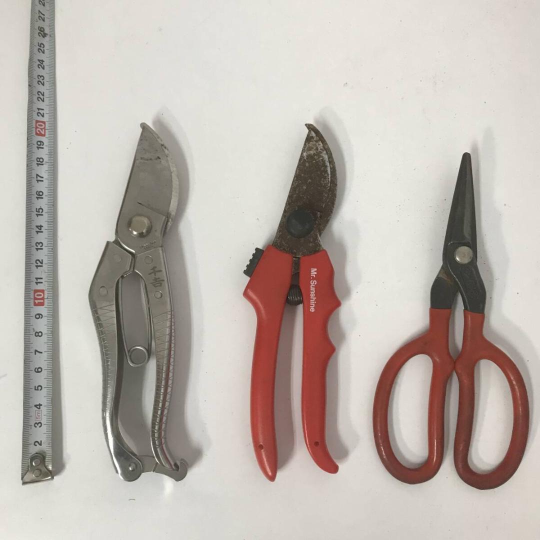 園芸用品 まとめて20点 刈込鋏 草刈鎌 くわ 剪定鋏 メジャー 花鋏