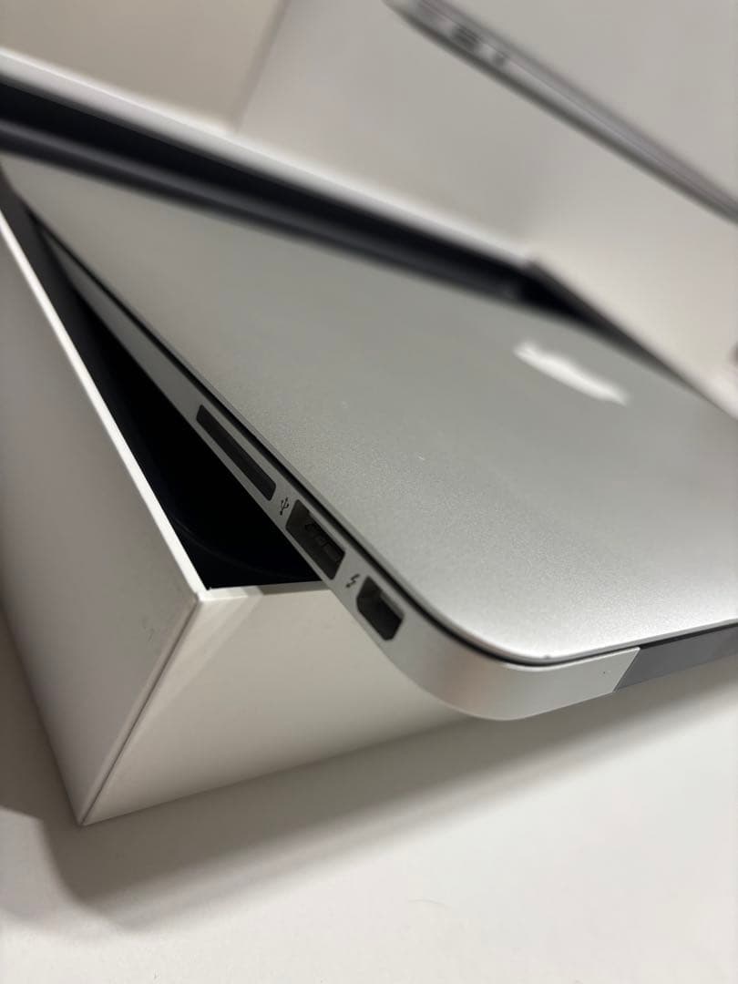 Apple MacBook Air 13inch 2017 箱付き