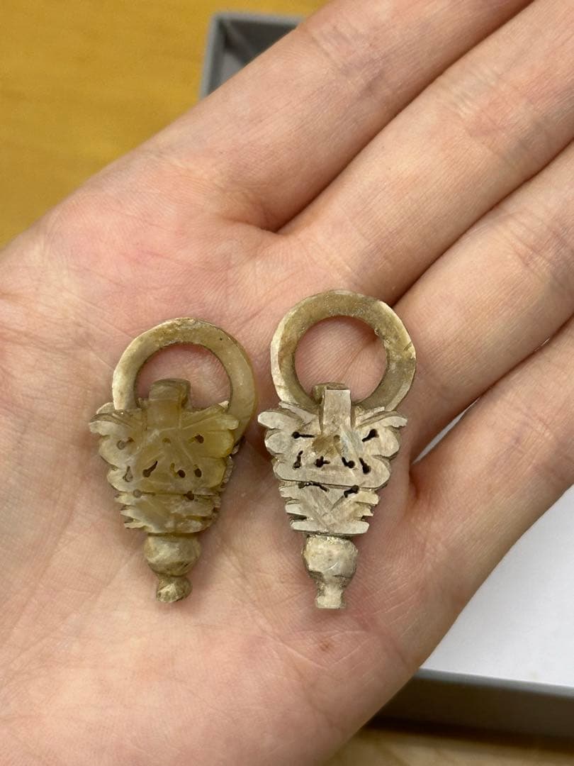 砡 5 點 和田玉 清時代耳環 中國古美術 小物アクセサリー