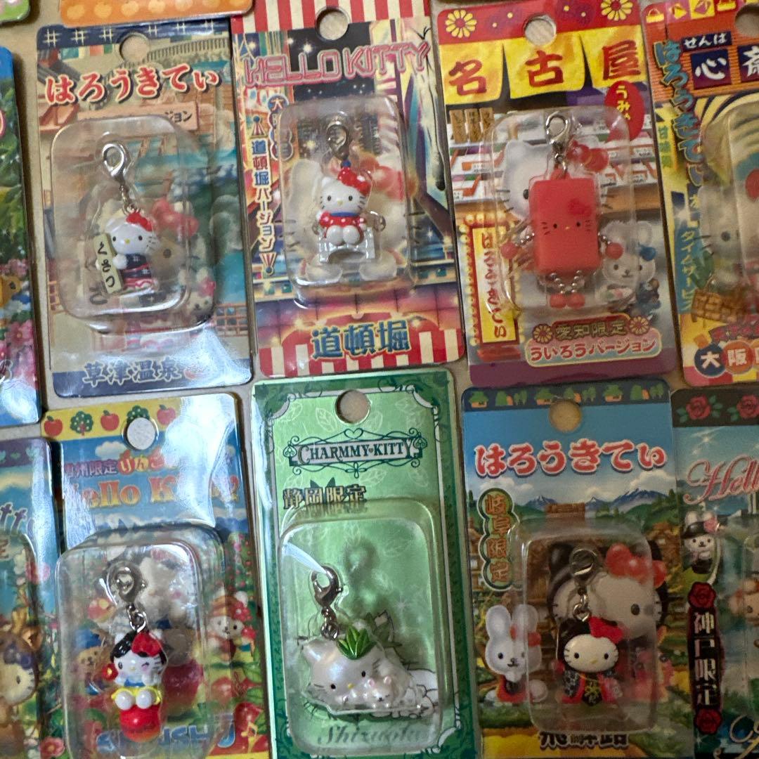 ご当地限定チャーム　55個まとめ売り