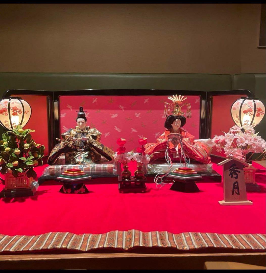 秀月ひな人形セット 赤い布装飾