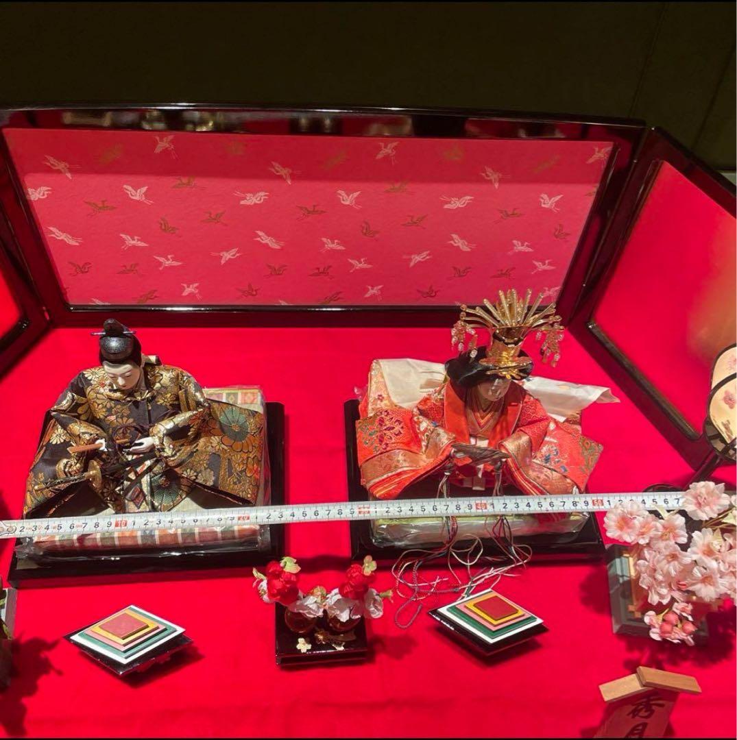 秀月ひな人形セット 赤い布装飾