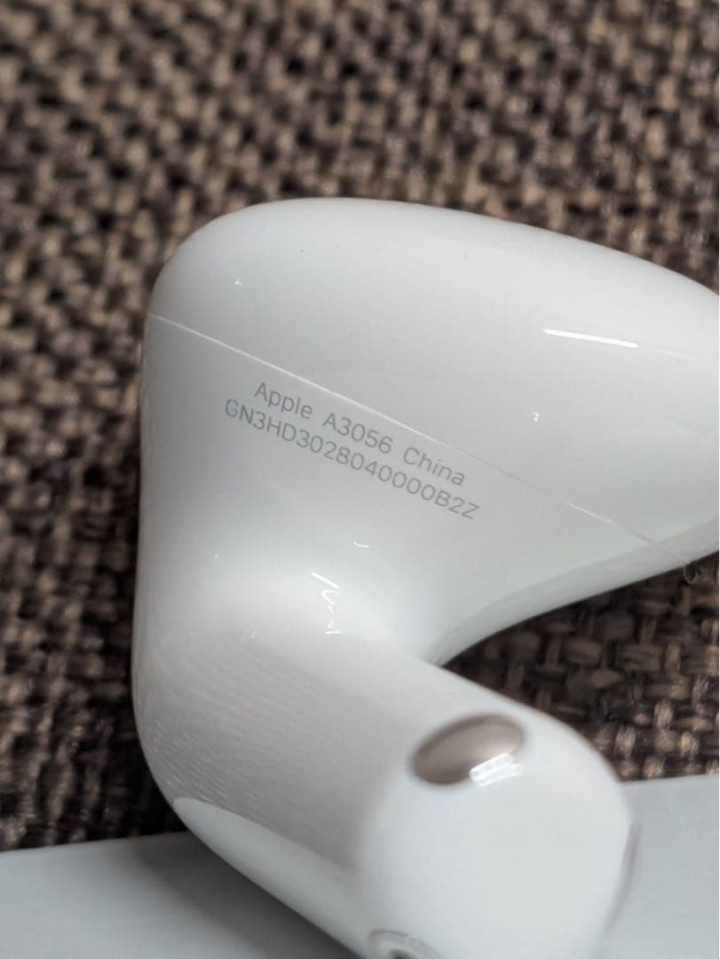 Apple AirPods 4世代 片耳 L 片方 左耳 949