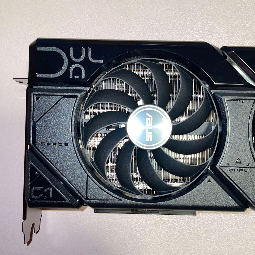 Y*☆様 ASUS DUAL Radeon RX 7800 XT OC 16GB