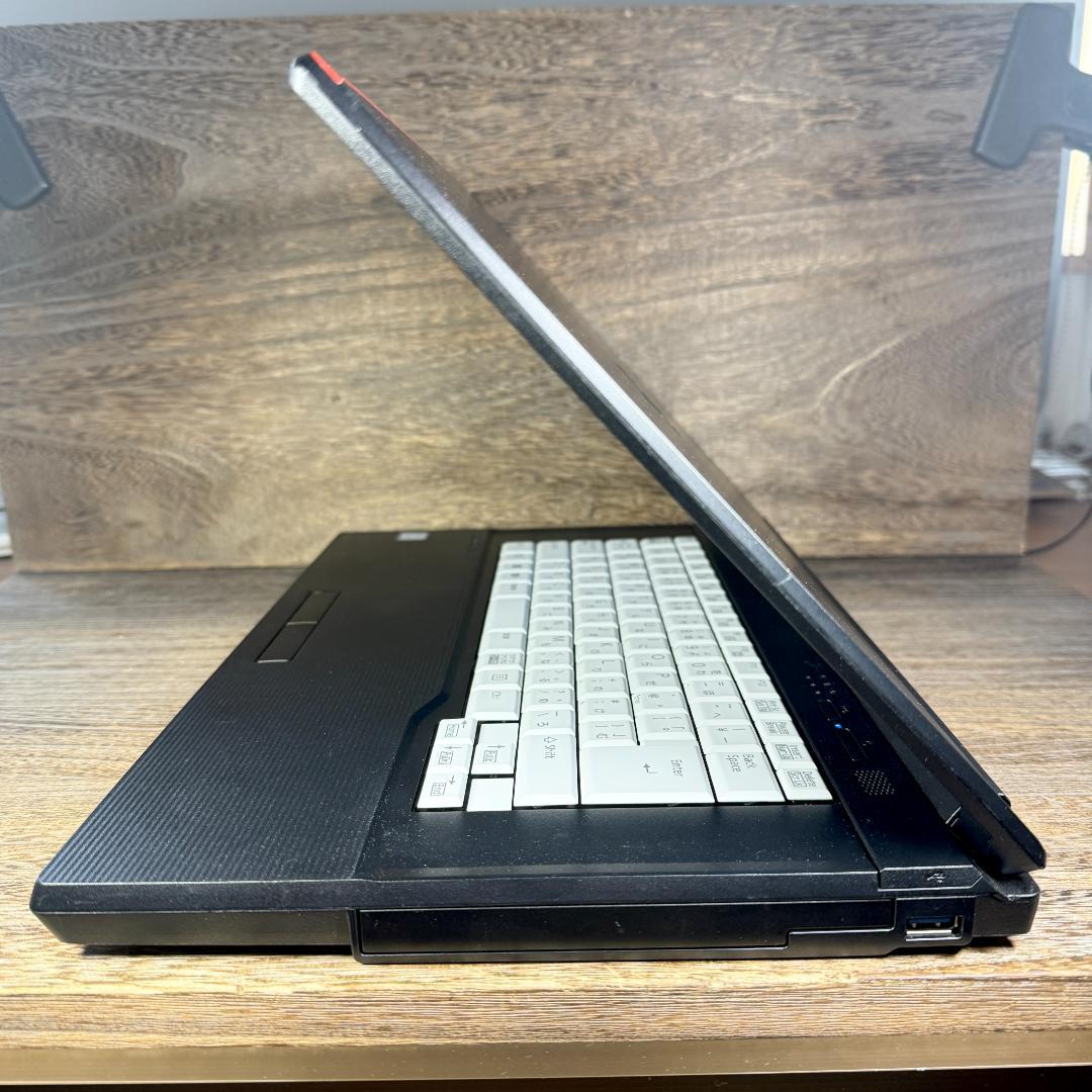 美品◆富士通◆LIFEBOOK 第8世代 i5 SSD256GB ノートPC