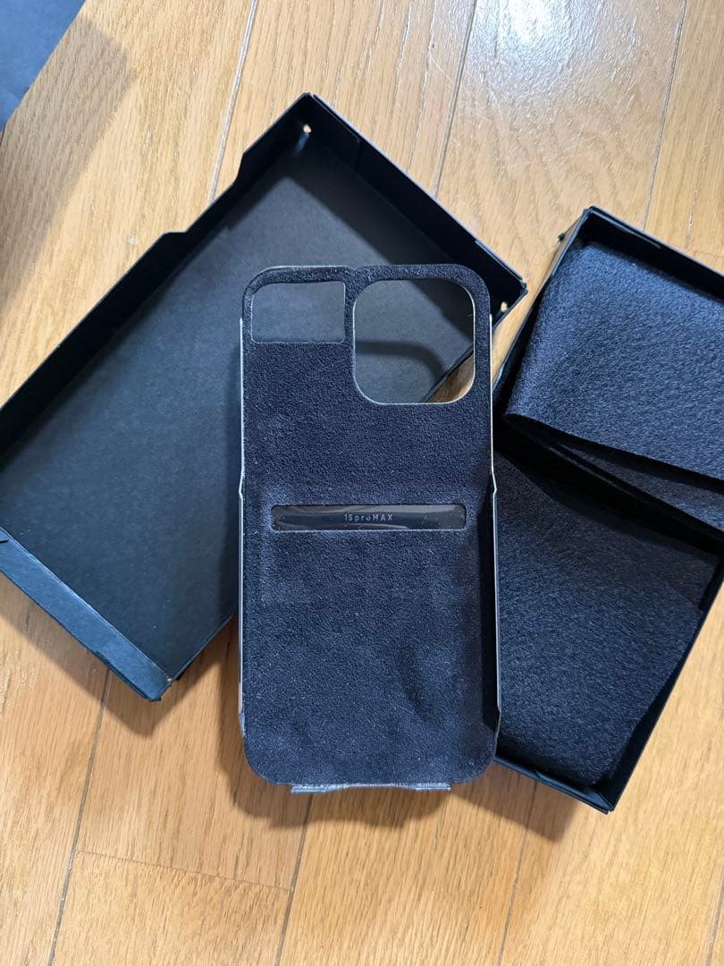 CLAUSTRIUM iPhone 15promax ケース