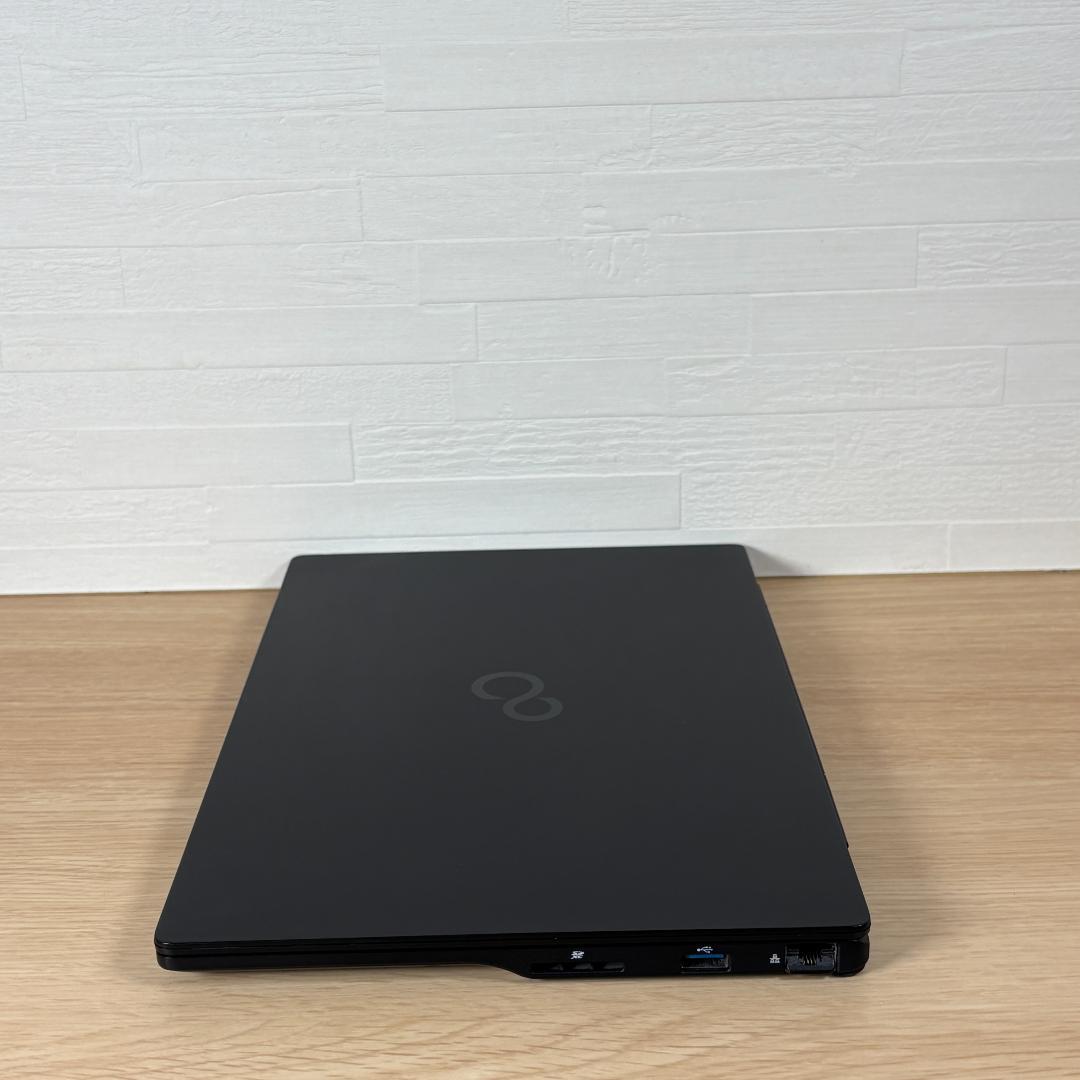 富士通　11世代i5　美品　ノートパソコン　Windows11　オフィス付　16