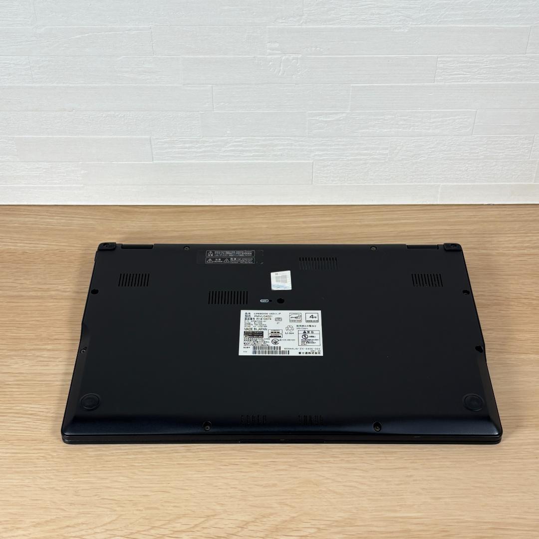 富士通　11世代i5　美品　ノートパソコン　Windows11　オフィス付　16