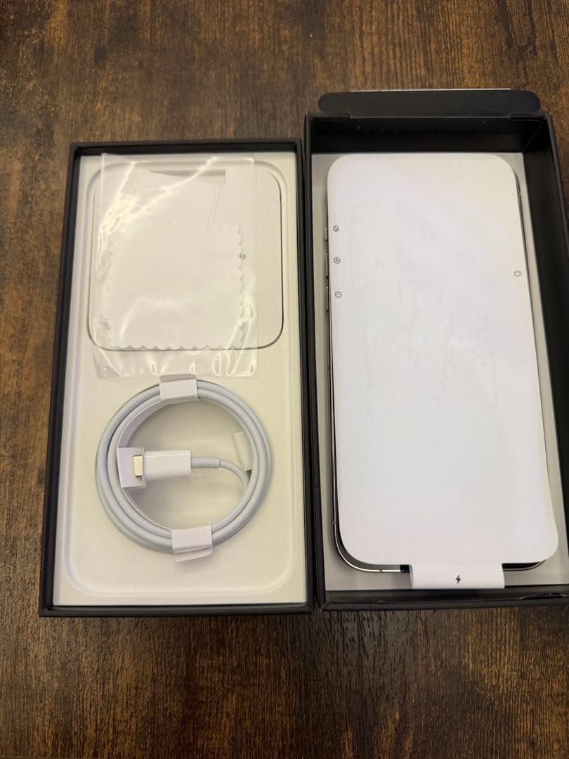 【美品】iPhone 13 Pro Max 128GB SIMフリー