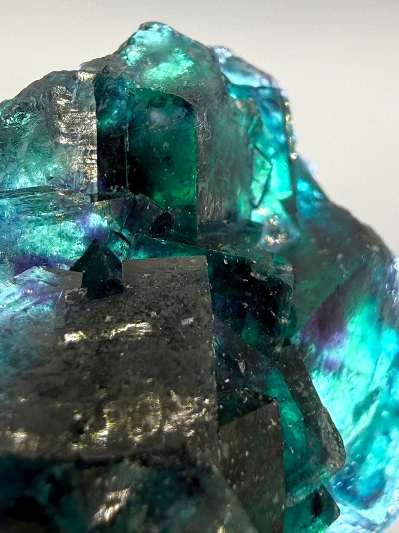 フローライト　オコルス産　原石　鉱物　標本　天然石　蛍石　バタフライポケット