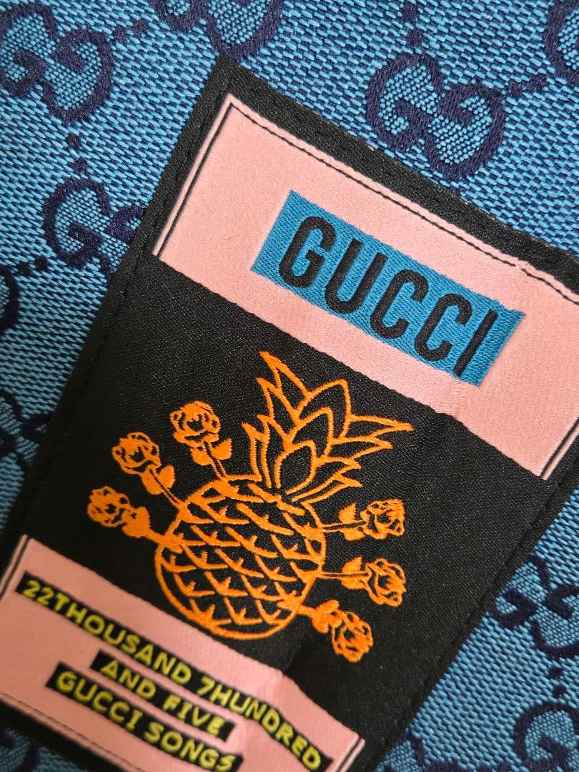 新品レア！GUCCI ノベルティ ロゴトートバッグ ブルーキャンパストートバッグ