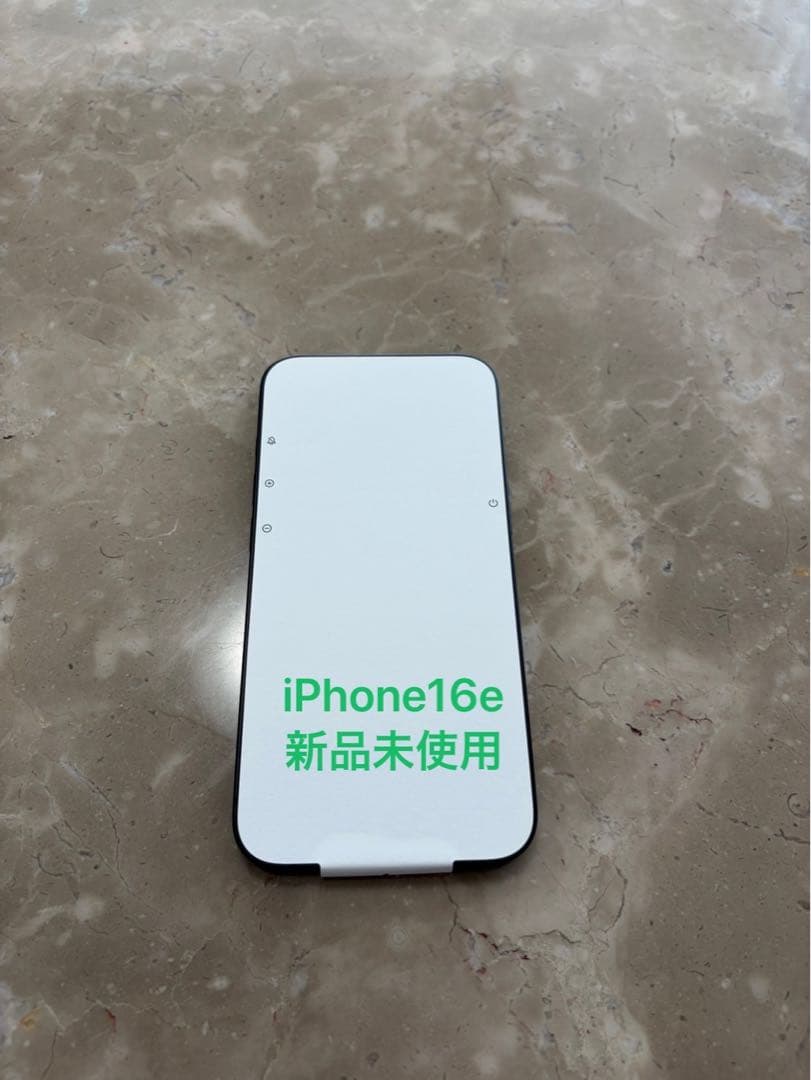 iphone16e 本体　256GB