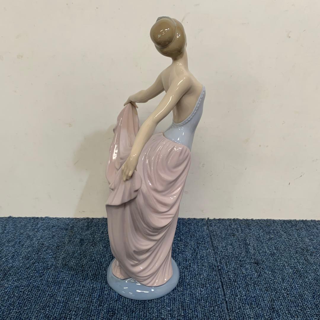 LLADRO リヤドロ フィギュリン 踊る少女