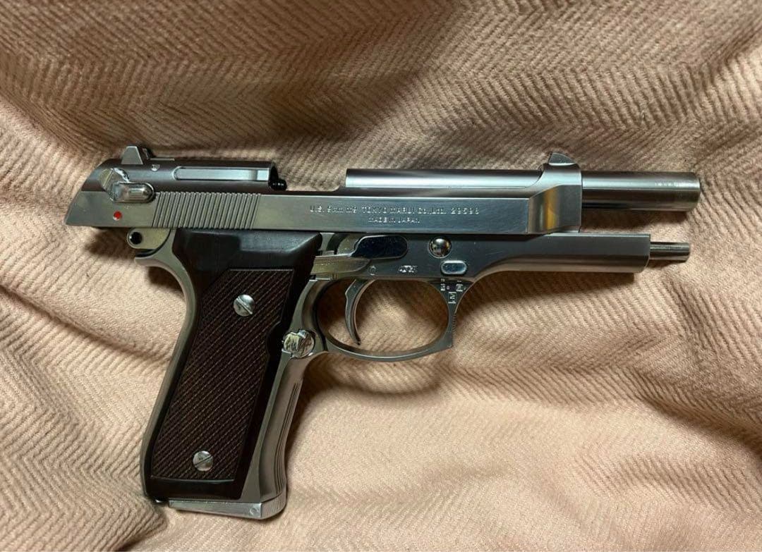 東京マルイ ガスブローバック M92F クロームステンレス　ガスガン