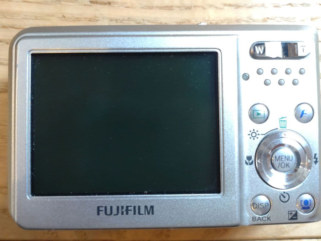 中古動作品☆送料無料　FUJIFILM FinePixF31fd