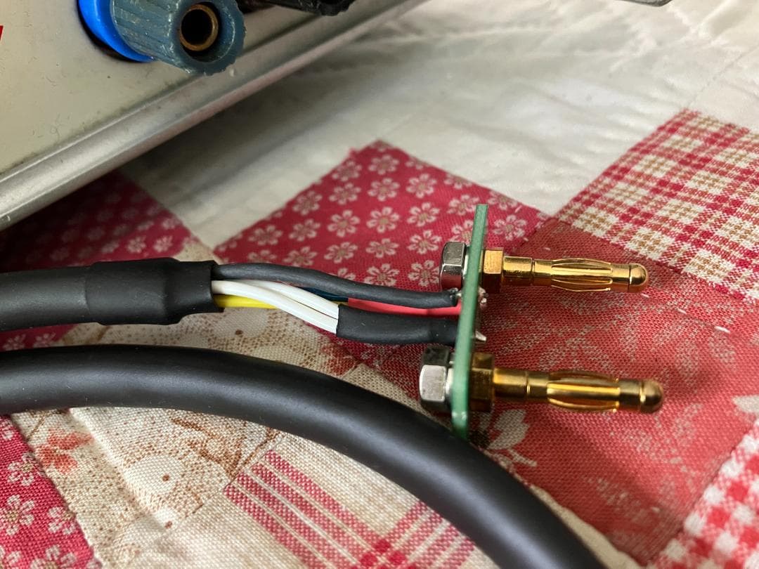 TR6120　プログラマブル標準直流電圧/電流発生器