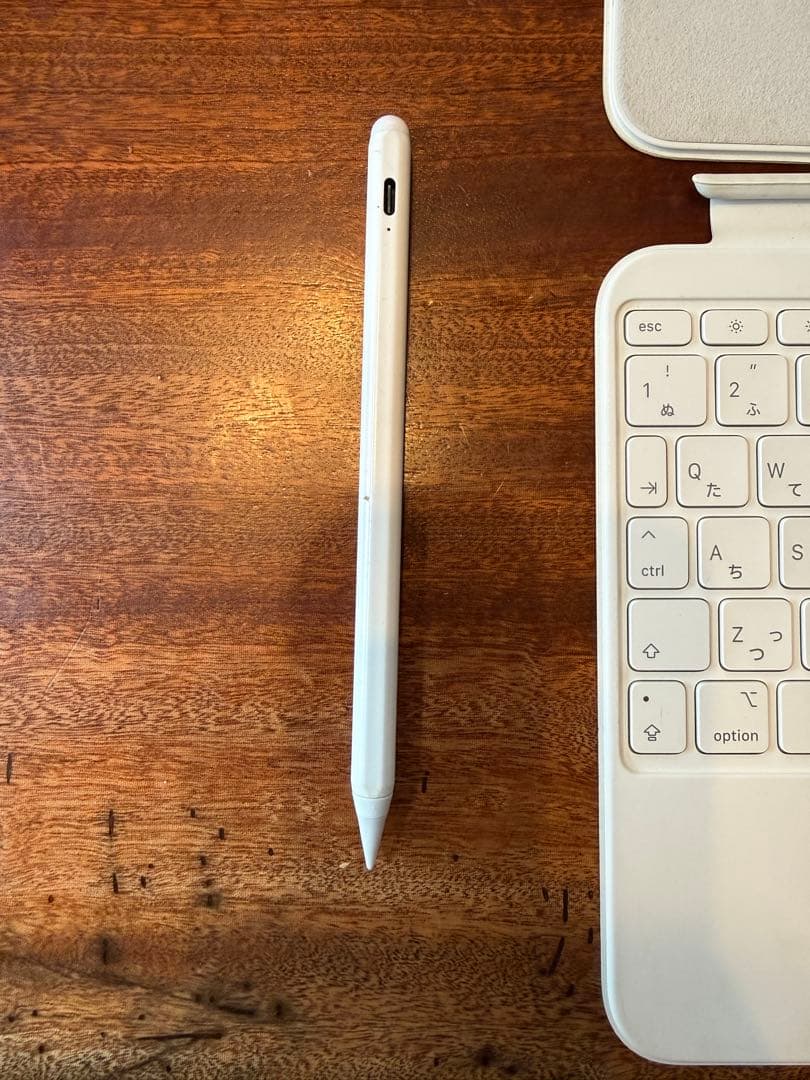 iPad Magic Keyboard folio ホワイト + Pencil