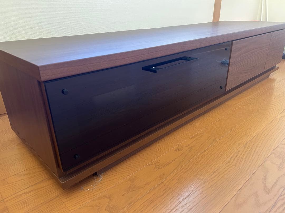 テレビボード