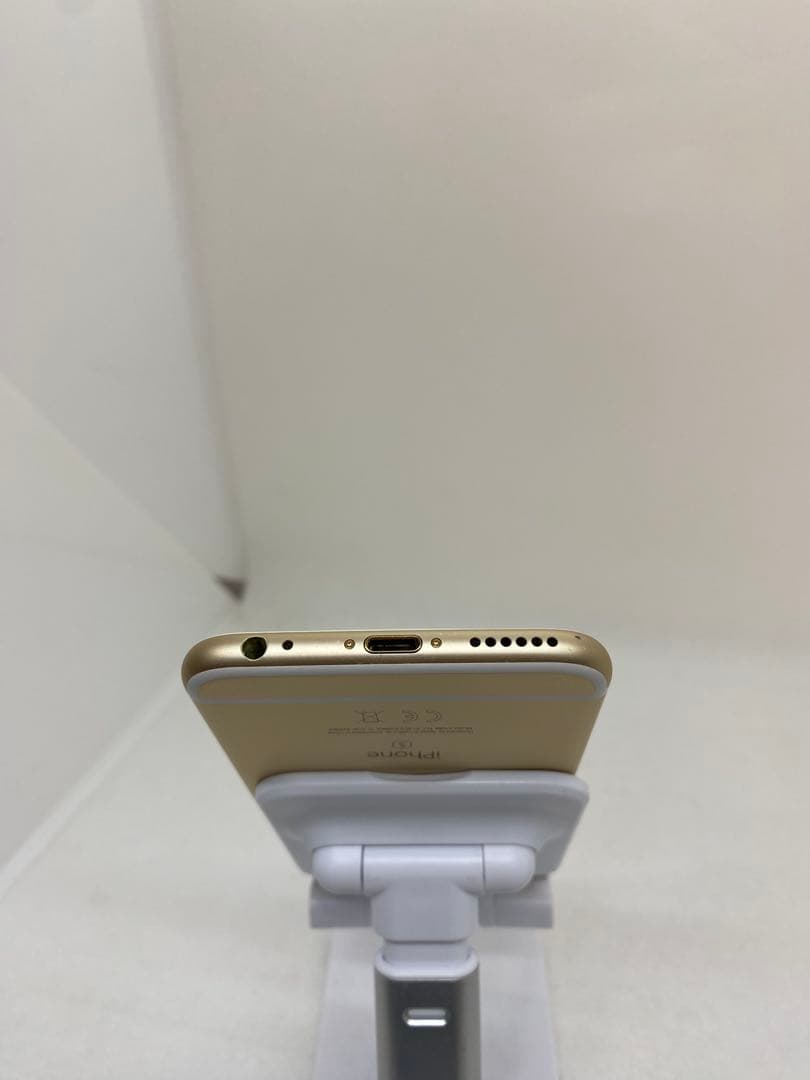 iPhone 6s - 32GB SIMフリー バッテリー85% 18546