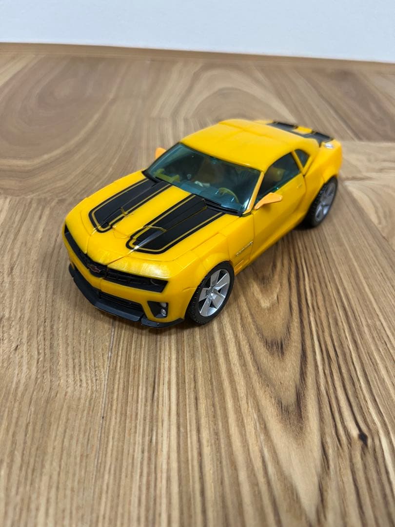 トランスフォーマー オプティマス　バンブルビー　　アイアンハイド