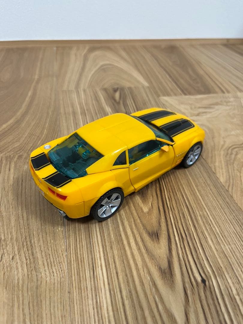 トランスフォーマー オプティマス　バンブルビー　　アイアンハイド