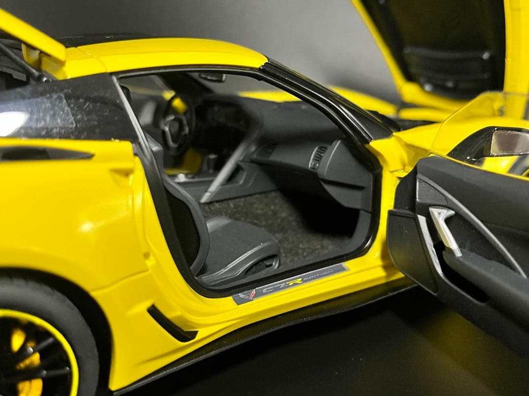 オートアート 1/18 シボレーコルベット C7 Z06
