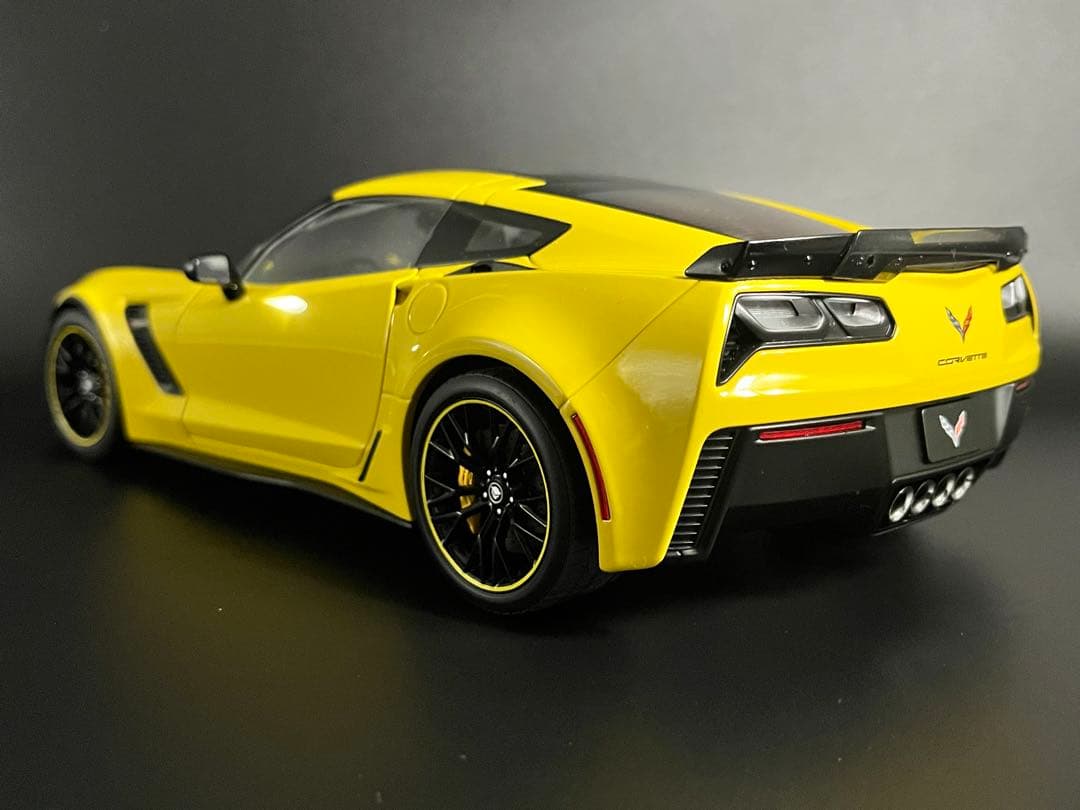 オートアート 1/18 シボレーコルベット C7 Z06